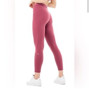 Alo 7/8 Pink Ribbed Leggings
